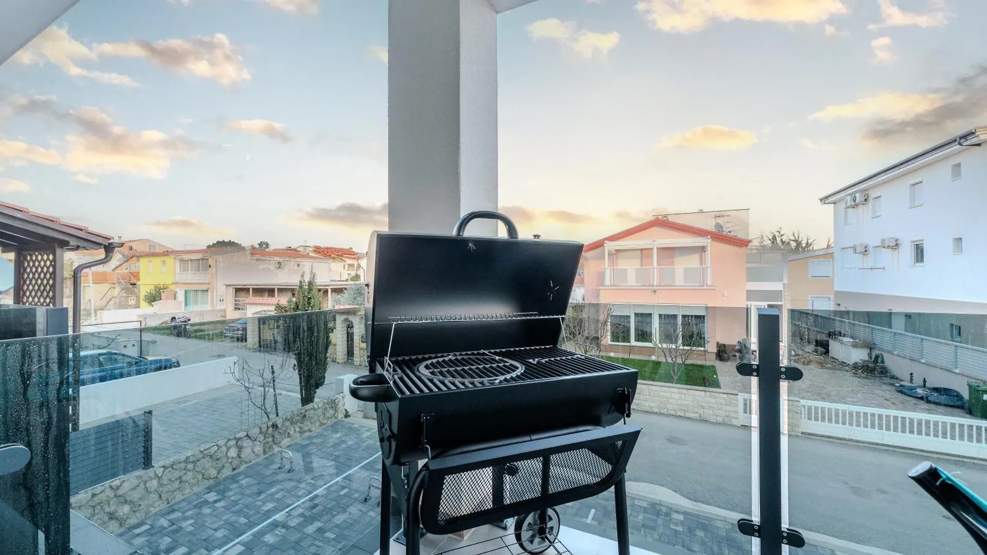 Apartment Midi Vir